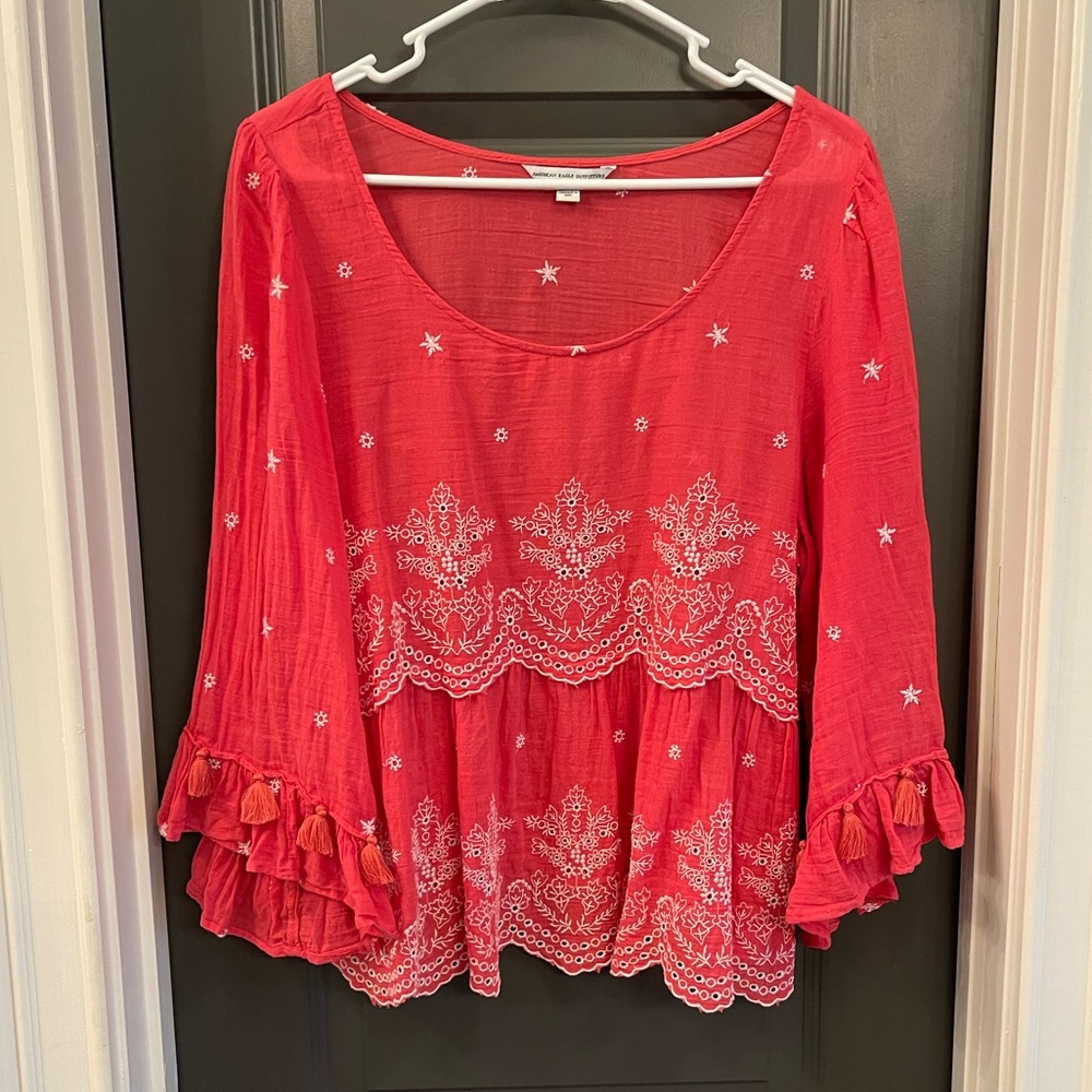 American Eagle embroidered top